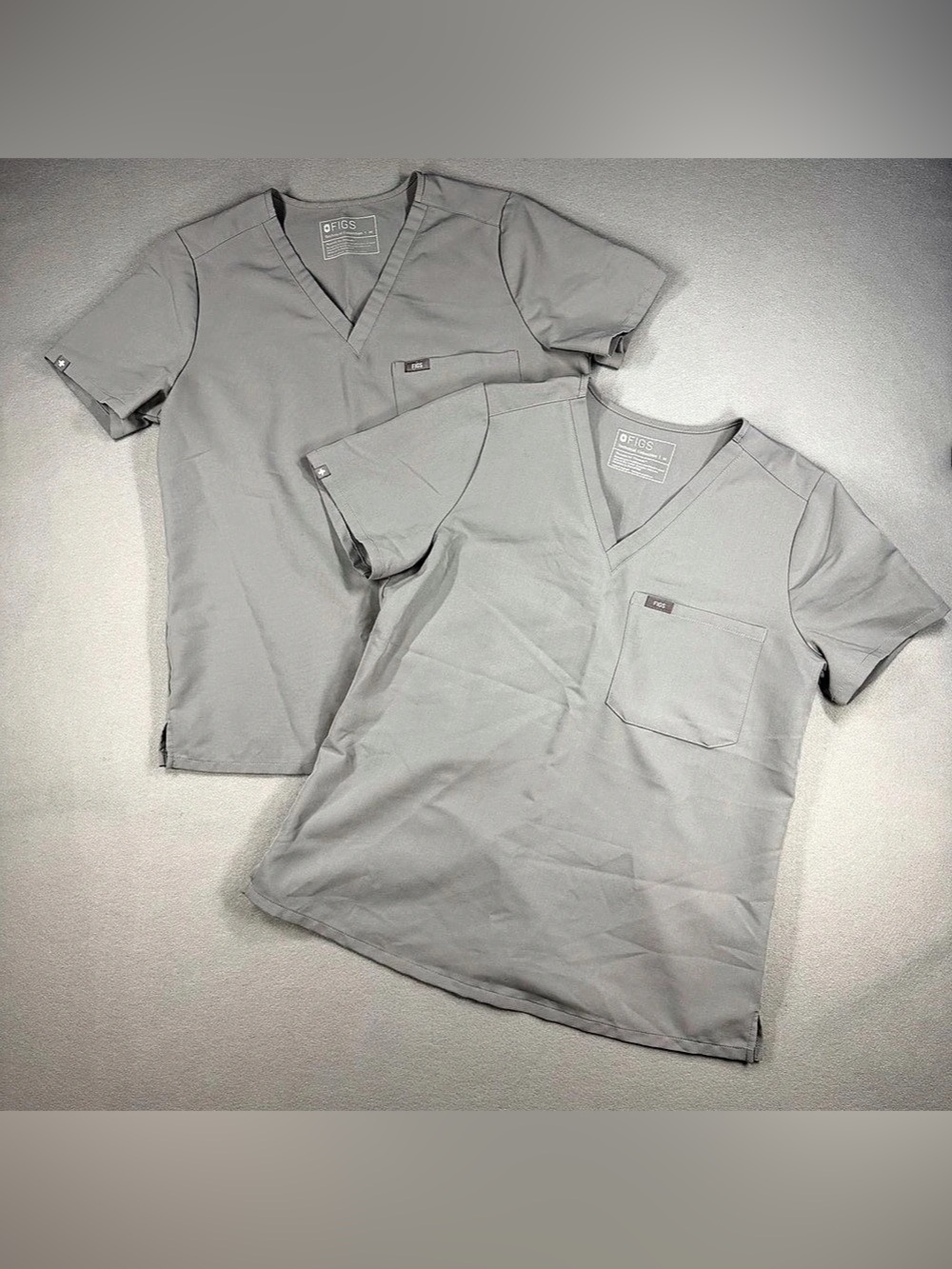 FIGS Catarina One-Pocket Scrub Top Light Grey Womens Medium V Neck Lot Of 2